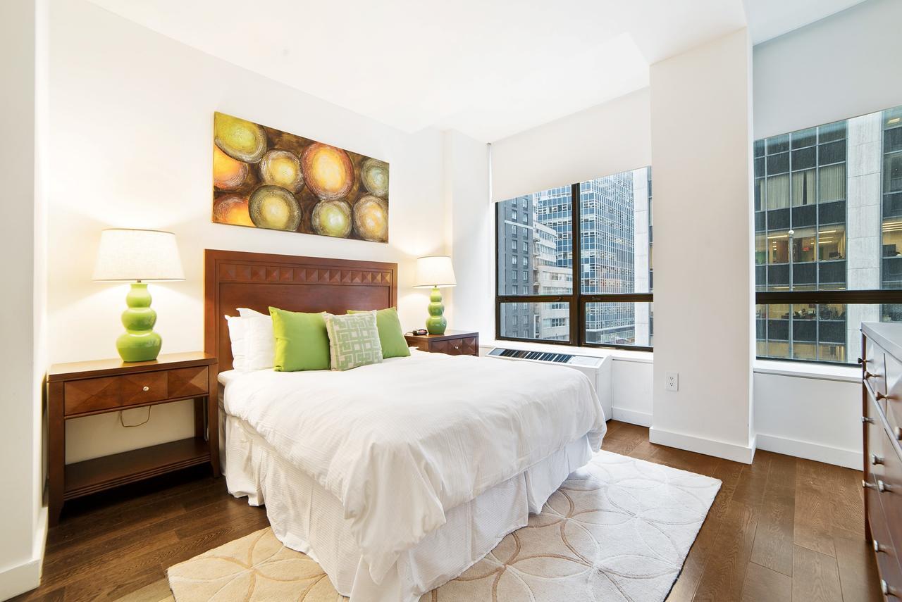 Churchill Living 95 Wall Nova York